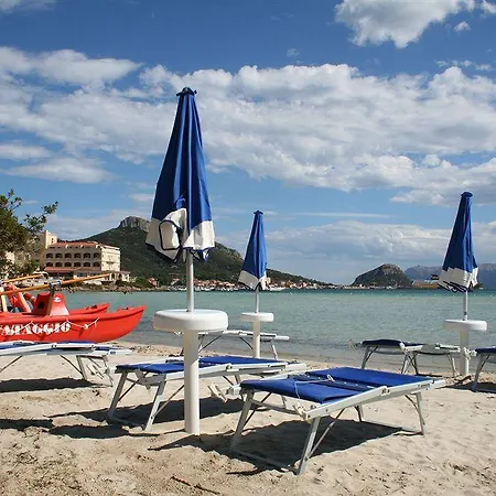 Castello Hotel 3*