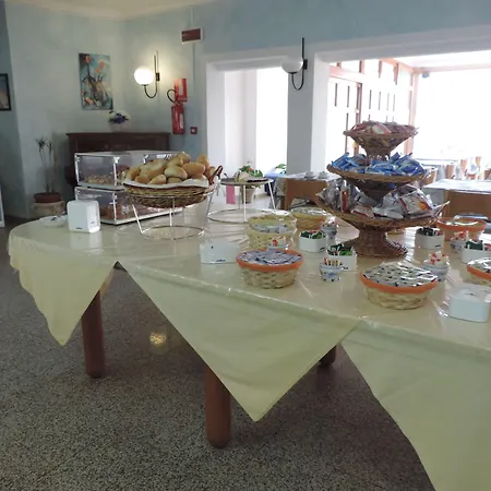 城堡酒店 3* 阿兰奇湾城