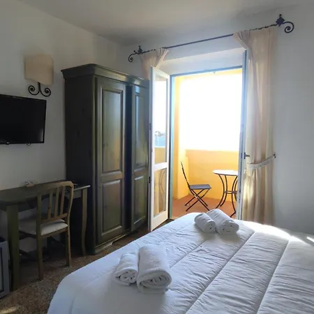 Castello Hotel Golfo Aranci