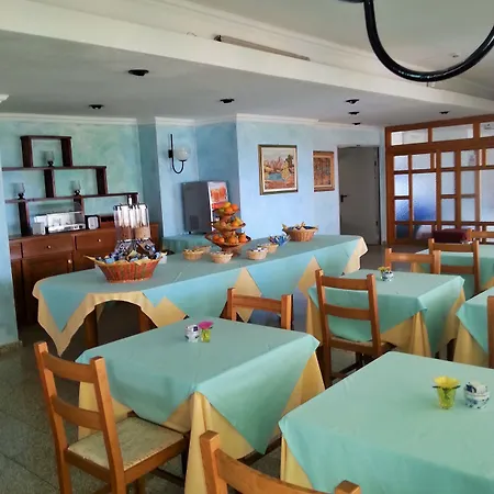 Castello 3* Golfo Aranci