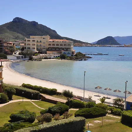 Castello Hotel 3*