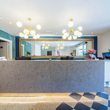 Castello Hotel 3*